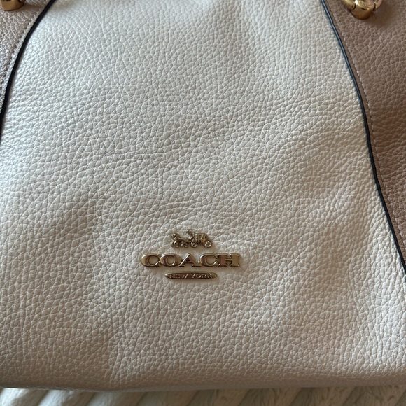 Coach Cream and Tan Women's Bag - Picture 2 of 7